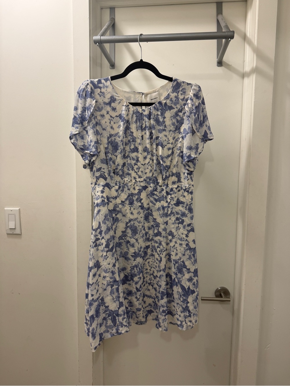 Reformation Blue and White Floral Short flutter Sleeve A-Line Dress